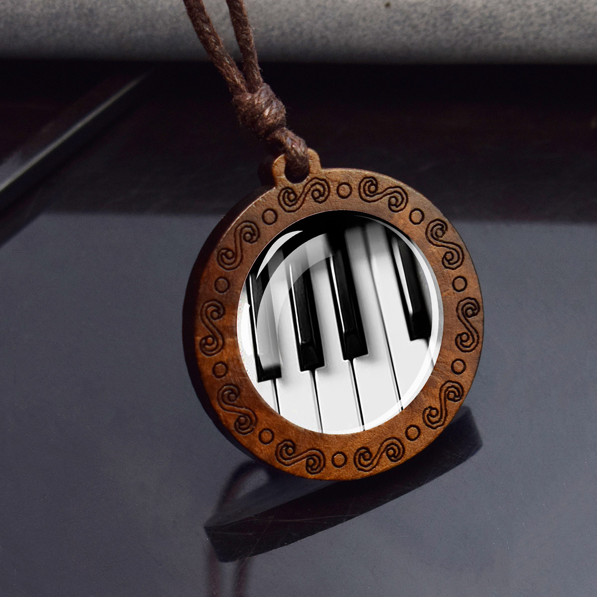 Musical Instrument Images - Collar con colgante de madera, instrumento